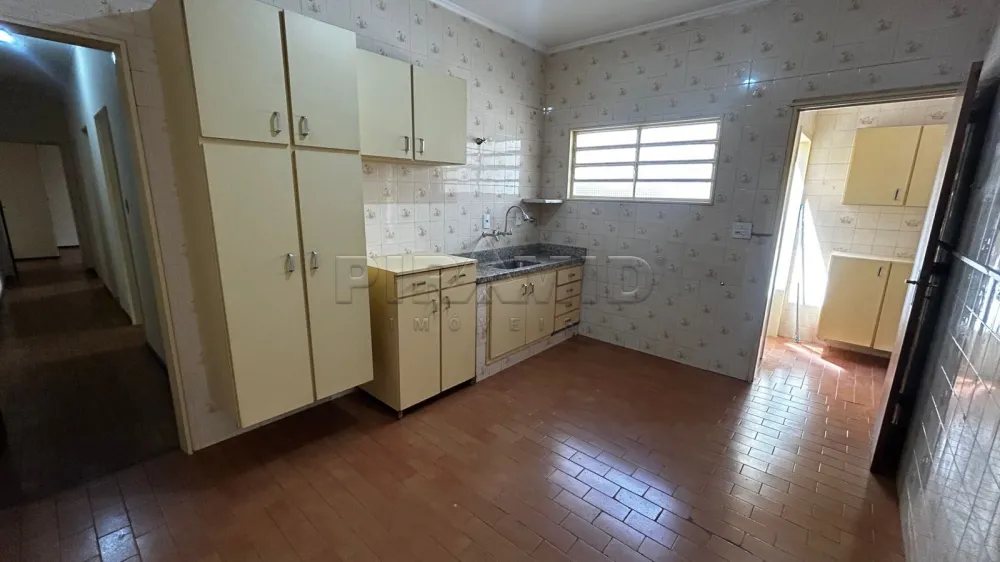 Alugar Casa / Padrão em Ribeirão Preto R$ 1.800,00 - Foto 3