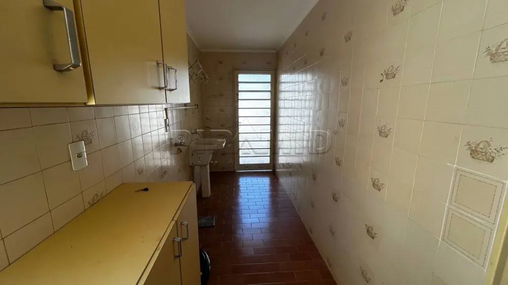 Alugar Casa / Padrão em Ribeirão Preto R$ 1.800,00 - Foto 9