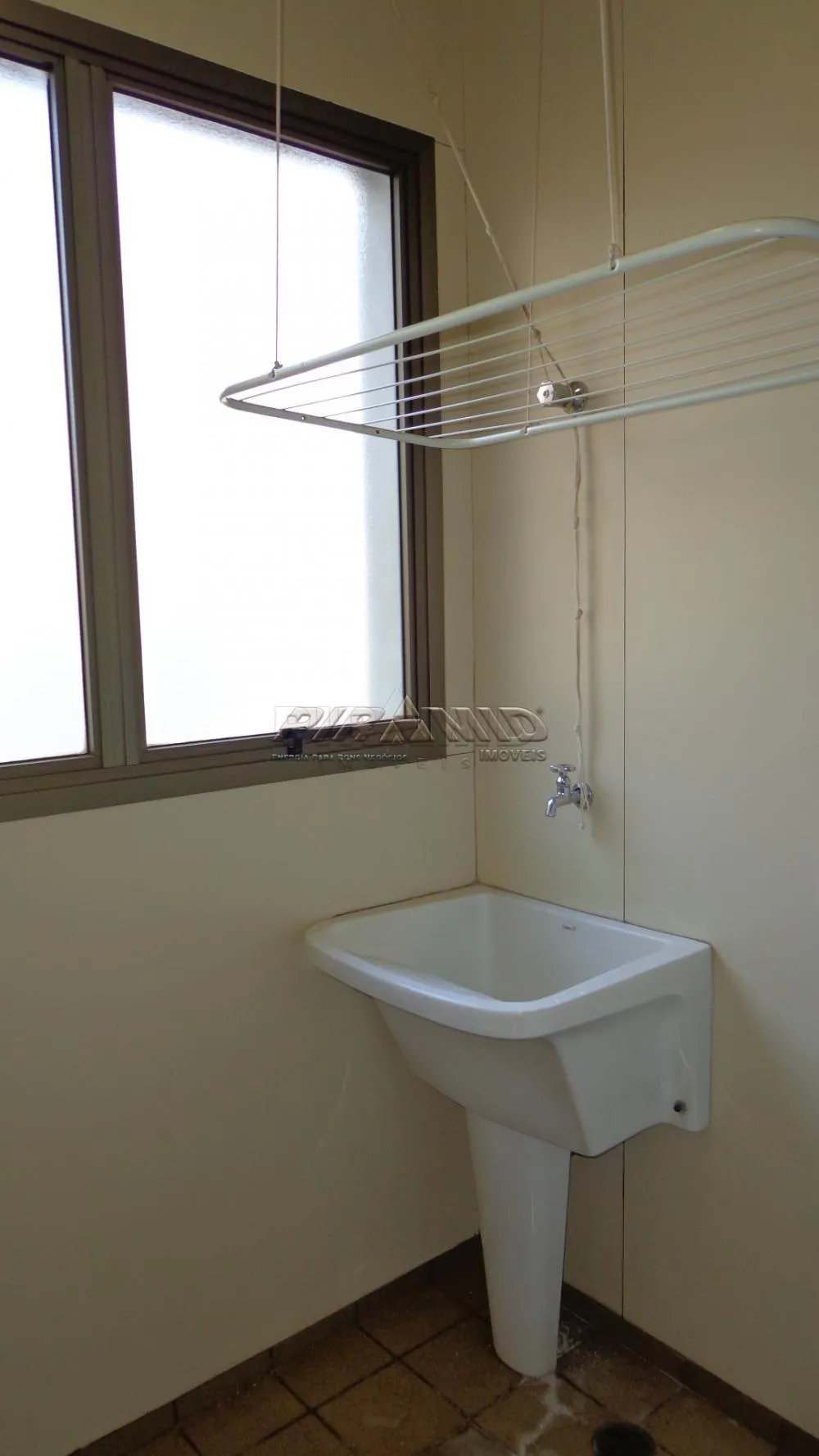 Alugar Apartamento / Padrão em Ribeirão Preto R$ 850,00 - Foto 13