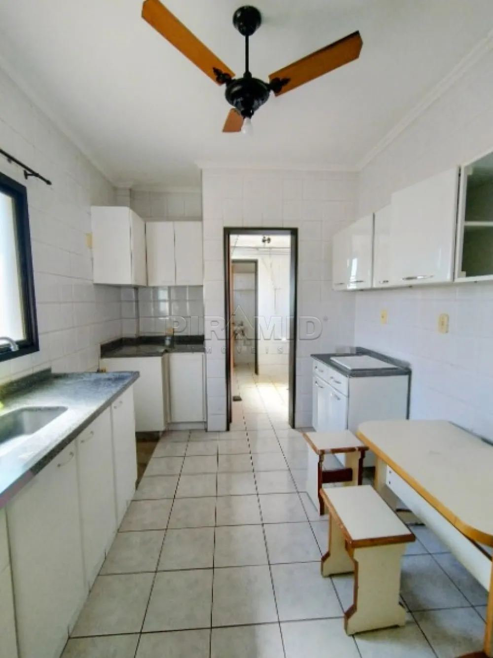 Alugar Apartamento / Padrão em Ribeirão Preto R$ 1.800,00 - Foto 15