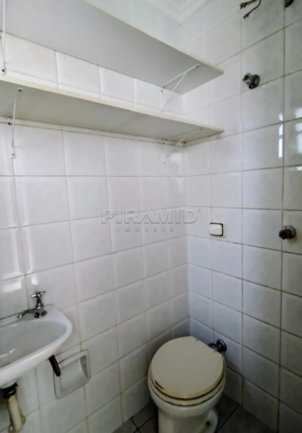 Alugar Apartamento / Padrão em Ribeirão Preto R$ 1.800,00 - Foto 17
