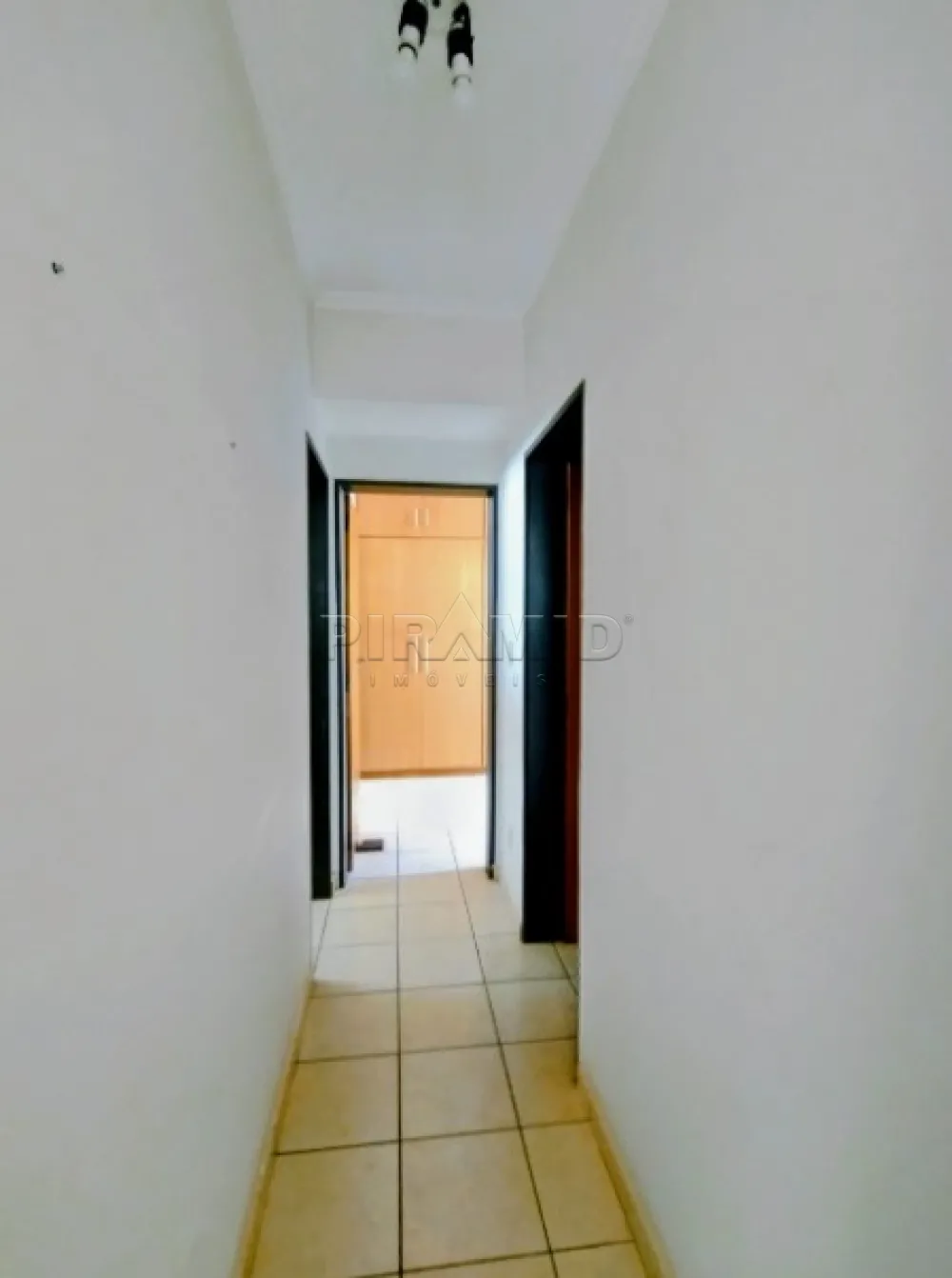 Alugar Apartamento / Padrão em Ribeirão Preto R$ 1.800,00 - Foto 7
