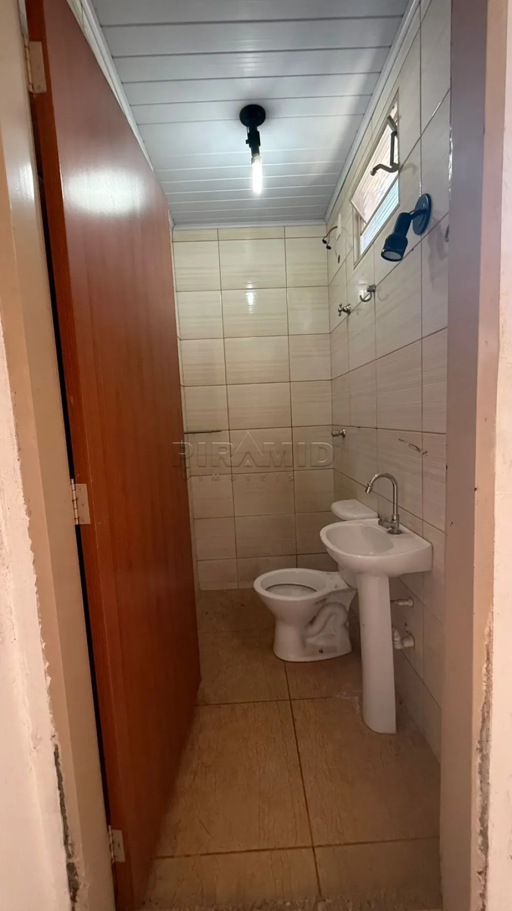 Alugar Casa / Padrão em Ribeirão Preto R$ 1.300,00 - Foto 13