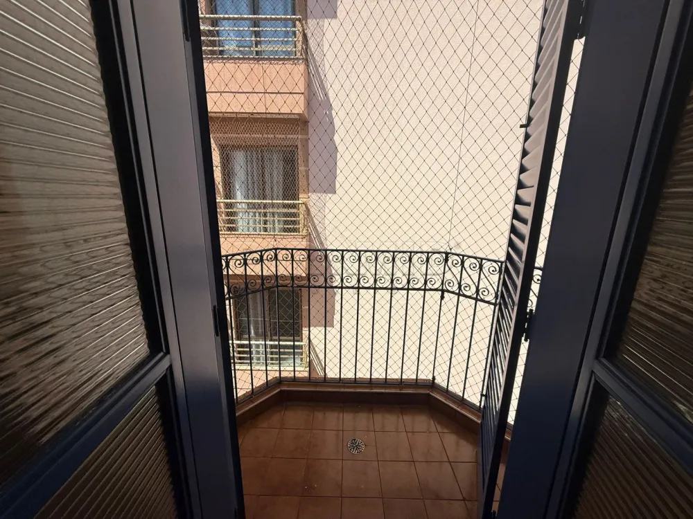 Alugar Apartamento / Padr&atilde;o em Ribeir&atilde;o Preto R$ 1.200,00 - Foto 16