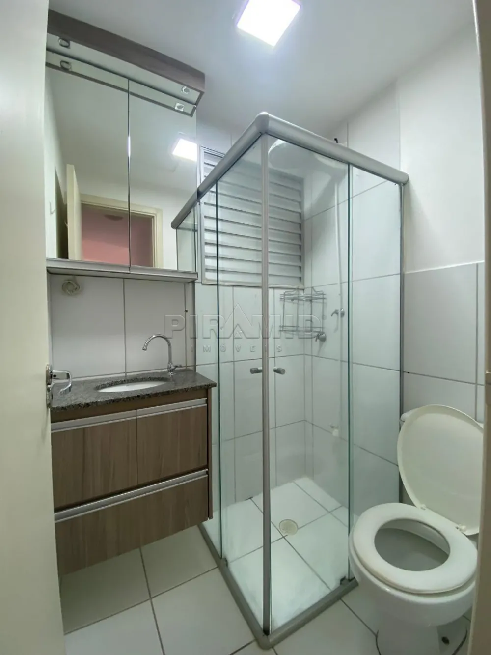 Alugar Apartamento / Padr&atilde;o em Ribeir&atilde;o Preto R$ 1.500,00 - Foto 9