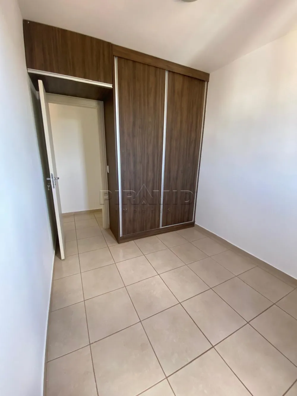 Alugar Apartamento / Padr&atilde;o em Ribeir&atilde;o Preto R$ 1.500,00 - Foto 11
