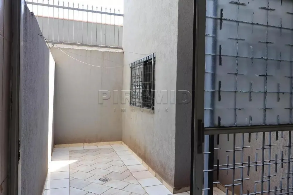 Alugar Apartamento / Padr&atilde;o em Ribeir&atilde;o Preto R$ 1.550,00 - Foto 18