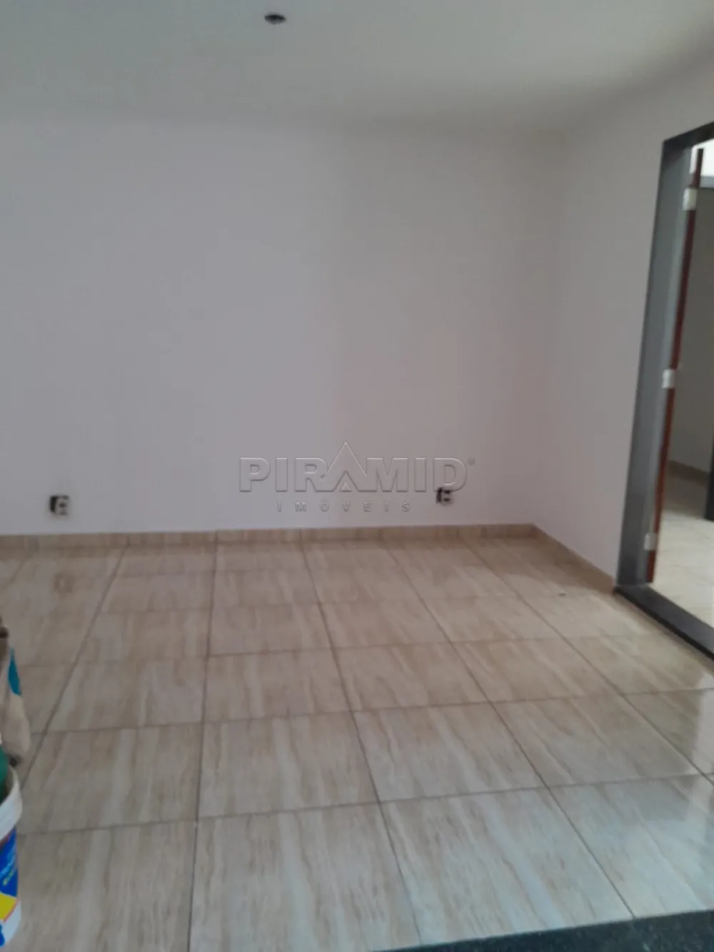 Alugar Casa / Padr&atilde;o em Ribeir&atilde;o Preto R$ 4.050,00 - Foto 3