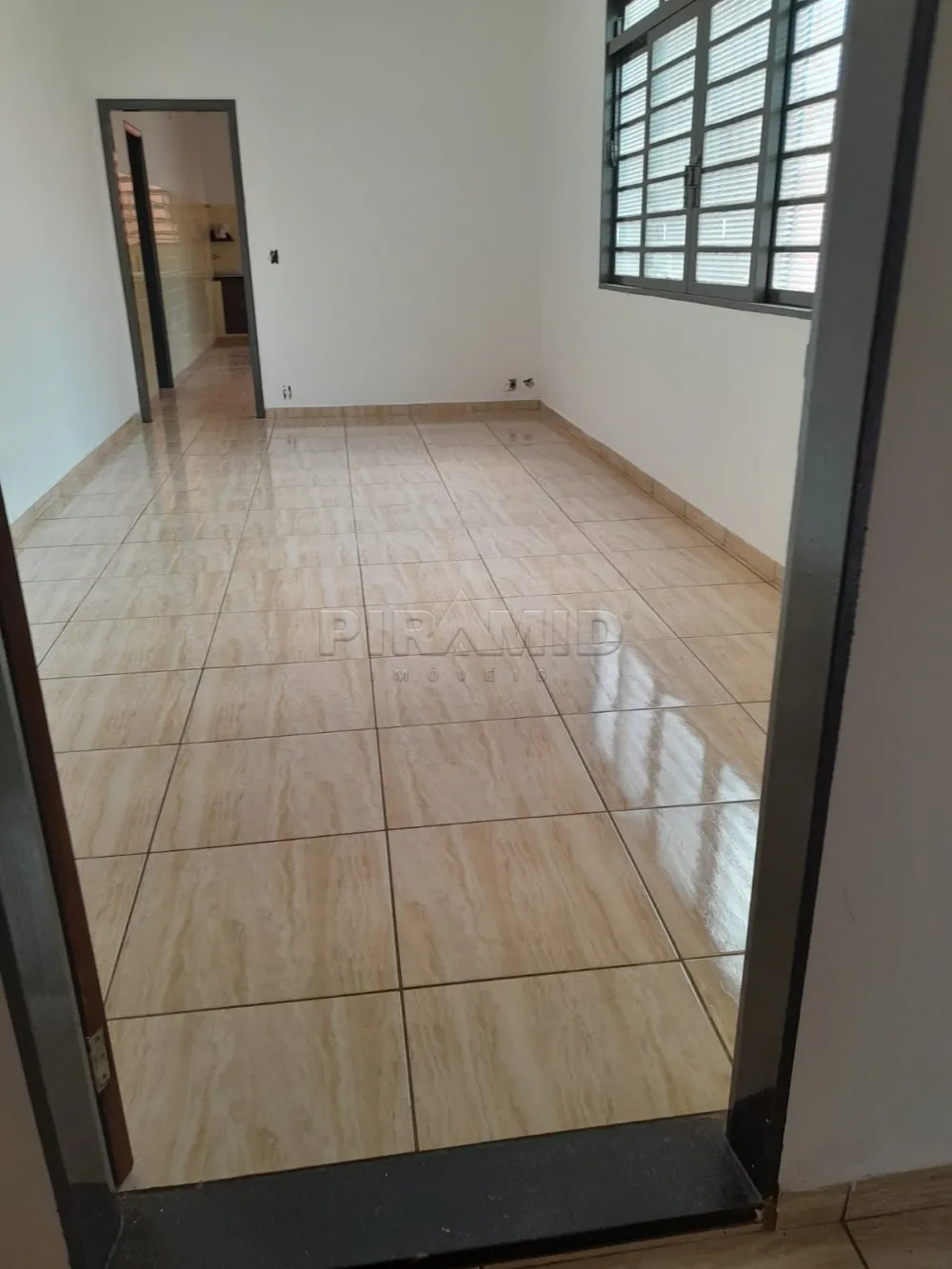 Alugar Casa / Padr&atilde;o em Ribeir&atilde;o Preto R$ 4.050,00 - Foto 5