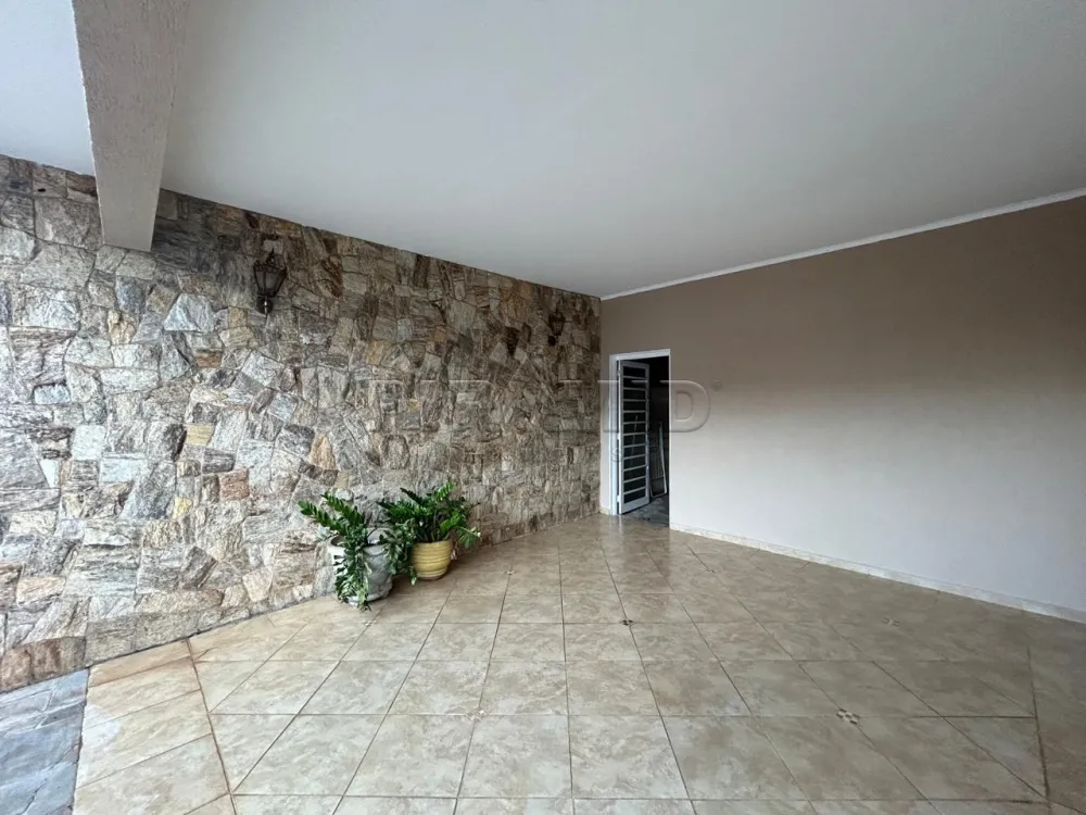 Alugar Casa / Padr&atilde;o em Ribeir&atilde;o Preto R$ 4.010,00 - Foto 4