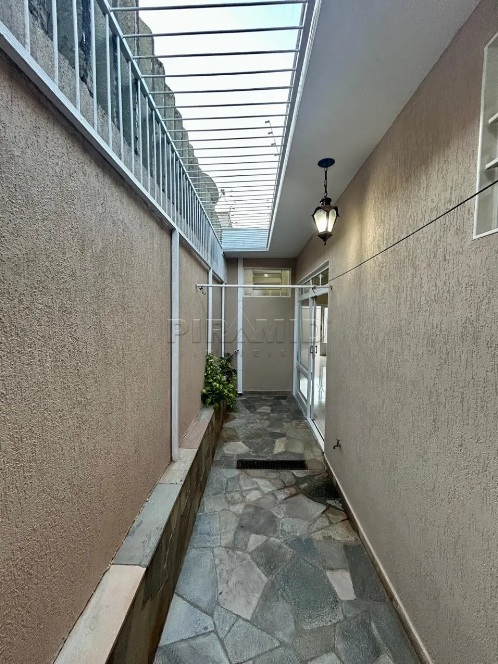 Alugar Casa / Padr&atilde;o em Ribeir&atilde;o Preto R$ 4.010,00 - Foto 19