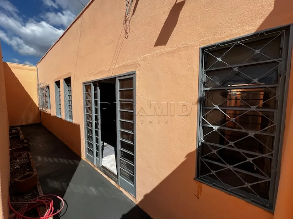 Alugar Casa / Padr&atilde;o em Ribeir&atilde;o Preto R$ 1.500,00 - Foto 1