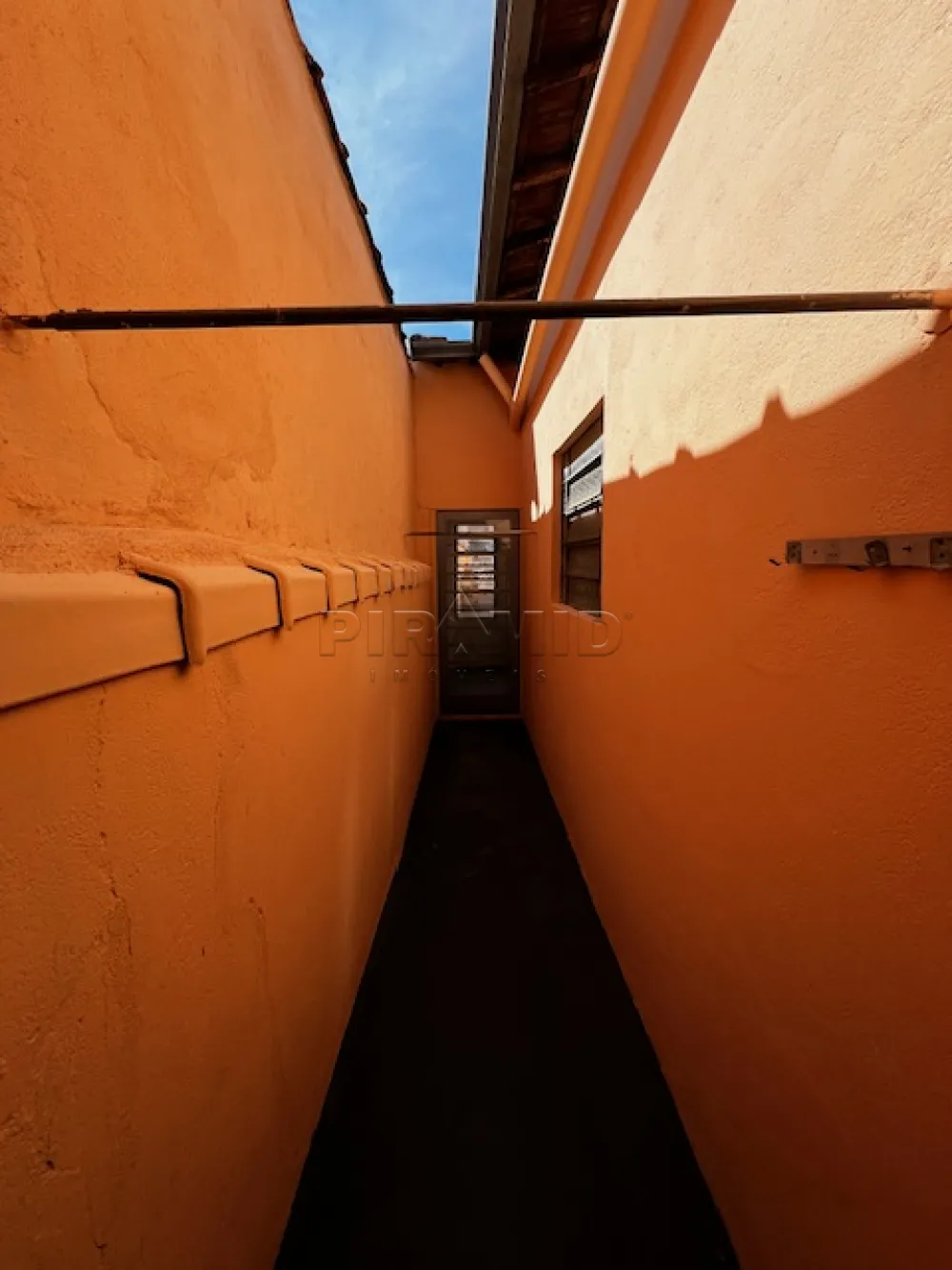 Alugar Casa / Padr&atilde;o em Ribeir&atilde;o Preto R$ 1.500,00 - Foto 16