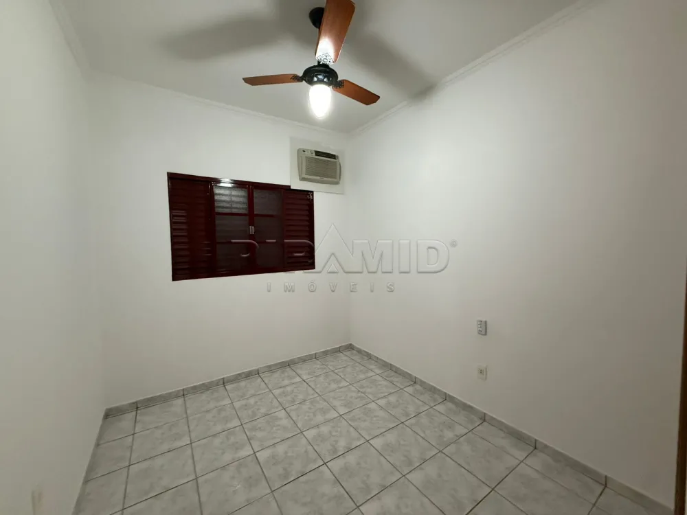 Alugar Apartamento / Padr&atilde;o em Ribeir&atilde;o Preto R$ 1.800,00 - Foto 11