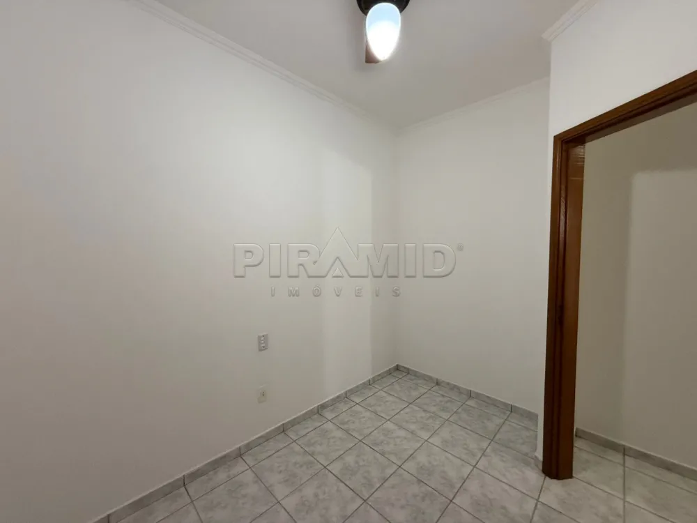 Alugar Apartamento / Padr&atilde;o em Ribeir&atilde;o Preto R$ 1.800,00 - Foto 17