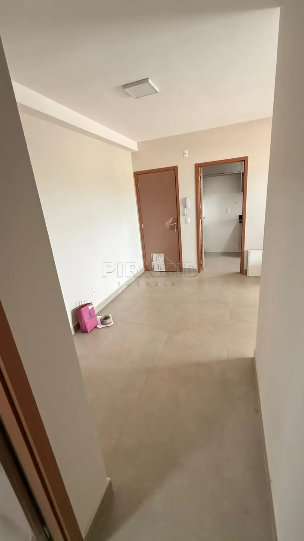 Alugar Apartamento / Padr&atilde;o em Ribeir&atilde;o Preto R$ 3.000,00 - Foto 1