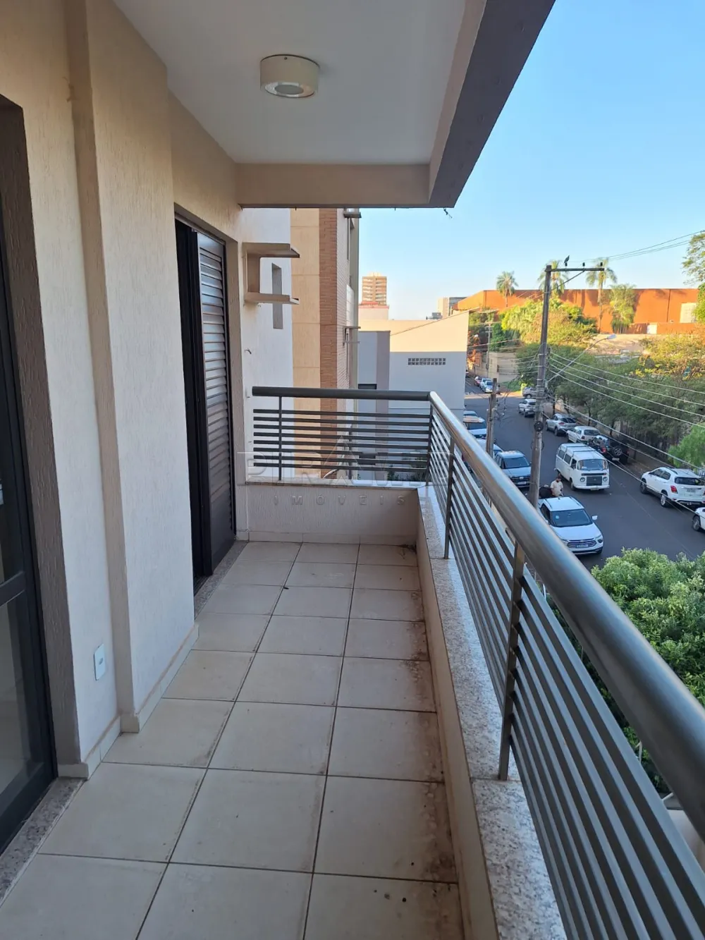 Alugar Apartamento / Padr&atilde;o em Ribeir&atilde;o Preto R$ 2.000,00 - Foto 3