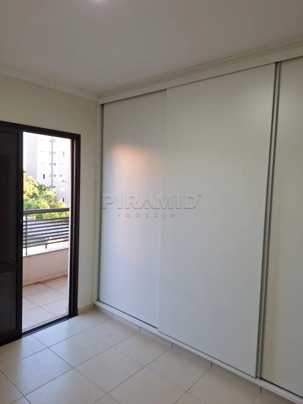 Alugar Apartamento / Padr&atilde;o em Ribeir&atilde;o Preto R$ 2.000,00 - Foto 8