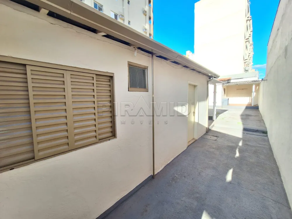 Alugar Casa / Padr&atilde;o em Ribeir&atilde;o Preto R$ 2.300,00 - Foto 17