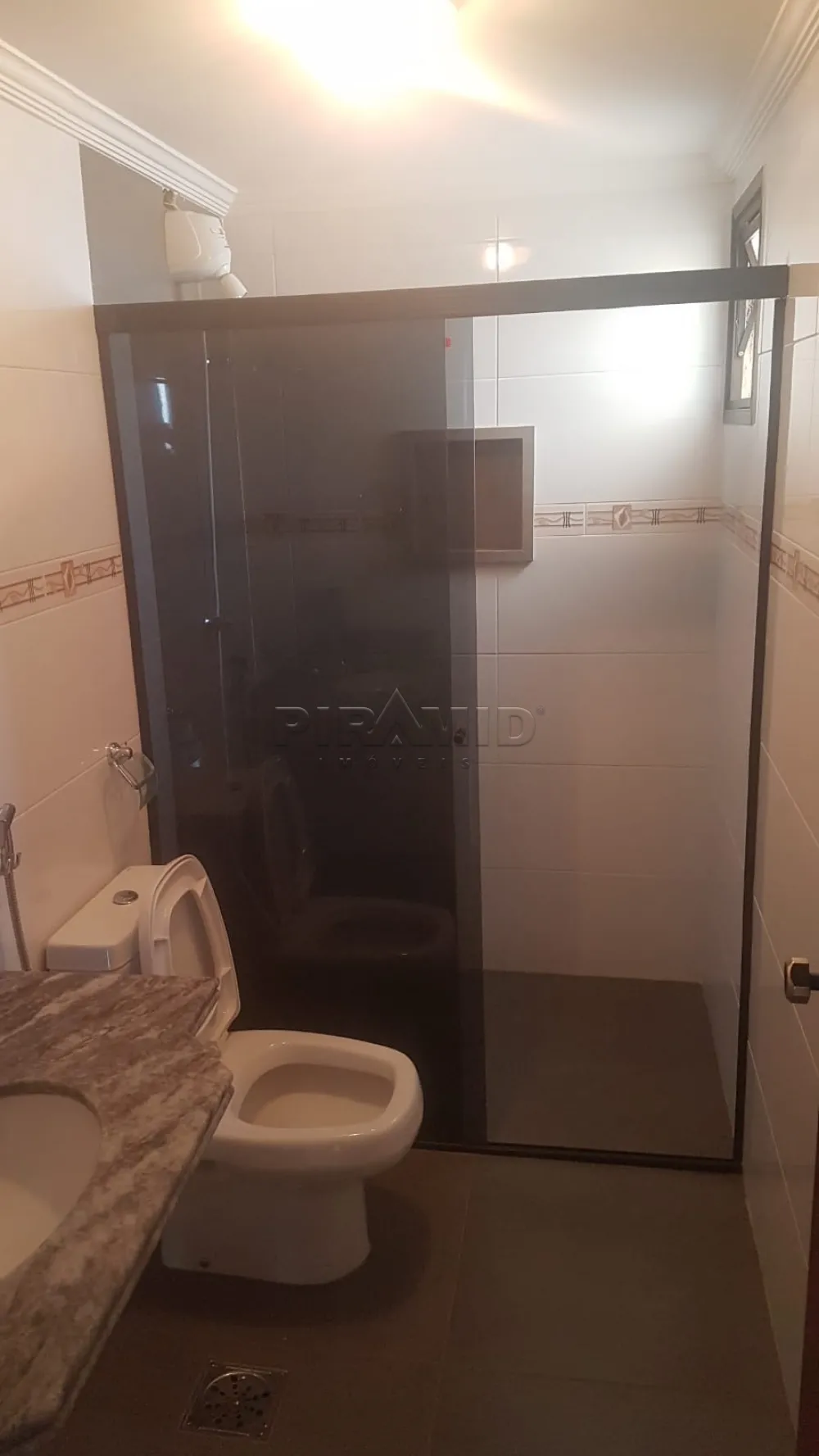 Alugar Apartamento / Padr&atilde;o em Ribeir&atilde;o Preto R$ 1.800,00 - Foto 12