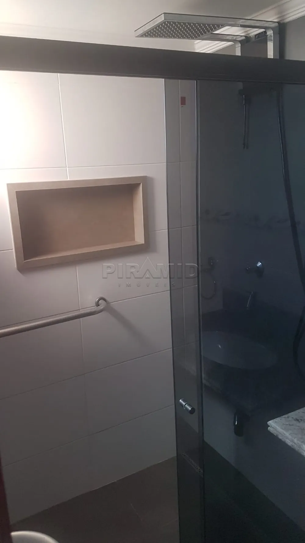 Alugar Apartamento / Padr&atilde;o em Ribeir&atilde;o Preto R$ 1.800,00 - Foto 16