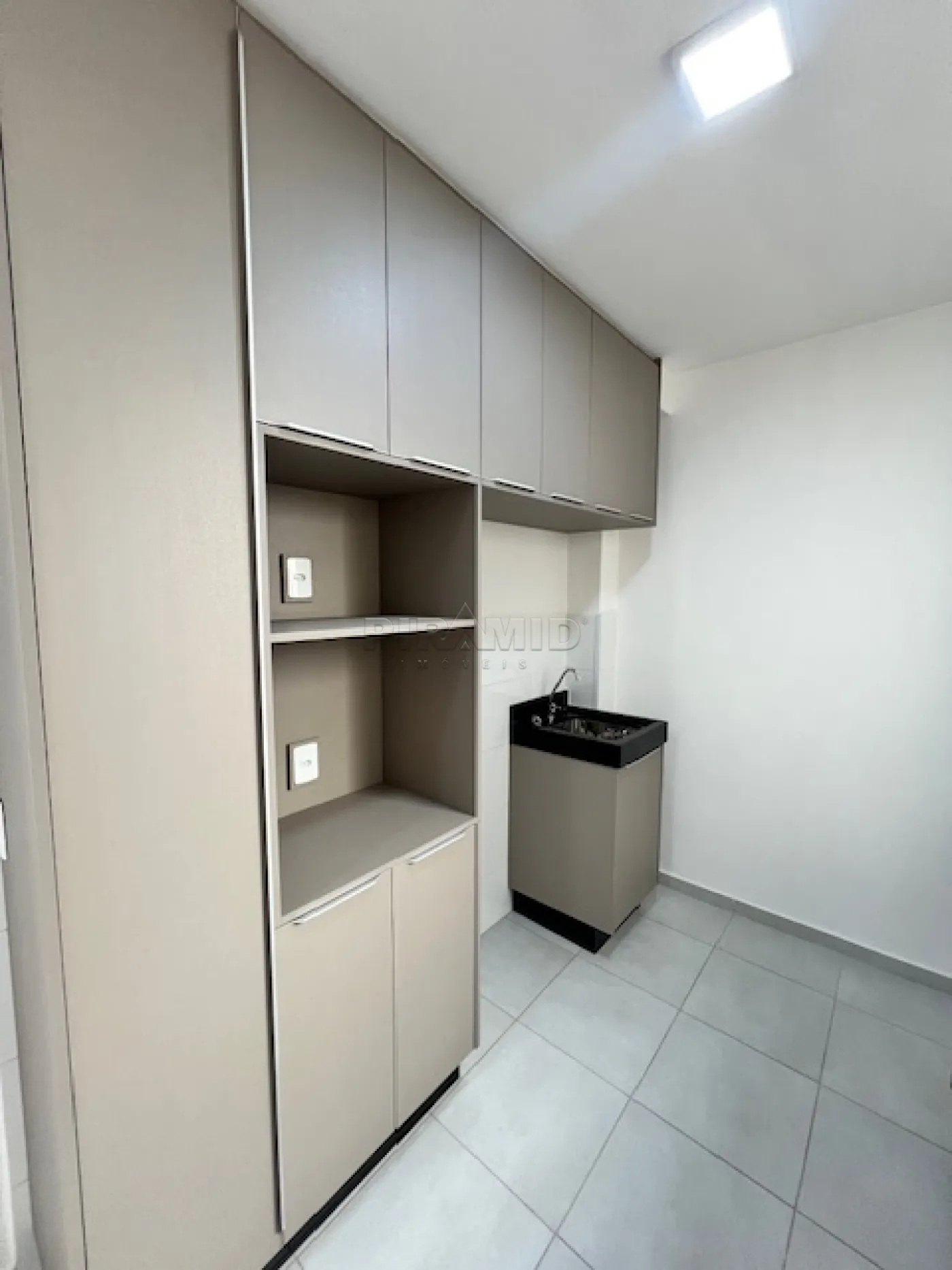 Alugar Apartamento / Padrão em Ribeirão Preto R$ 1.900,00 - Foto 13