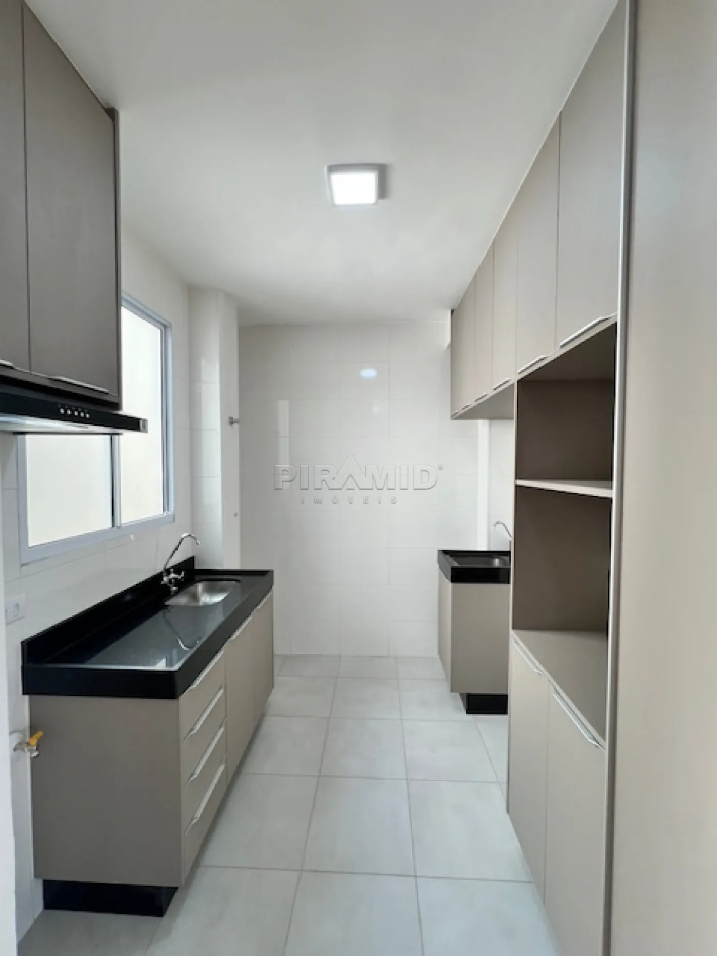 Alugar Apartamento / Padrão em Ribeirão Preto R$ 1.650,00 - Foto 11