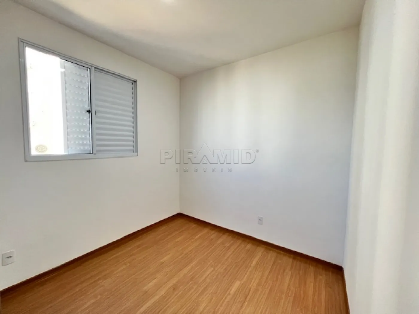 Alugar Apartamento / Padrão em Ribeirão Preto R$ 1.650,00 - Foto 4