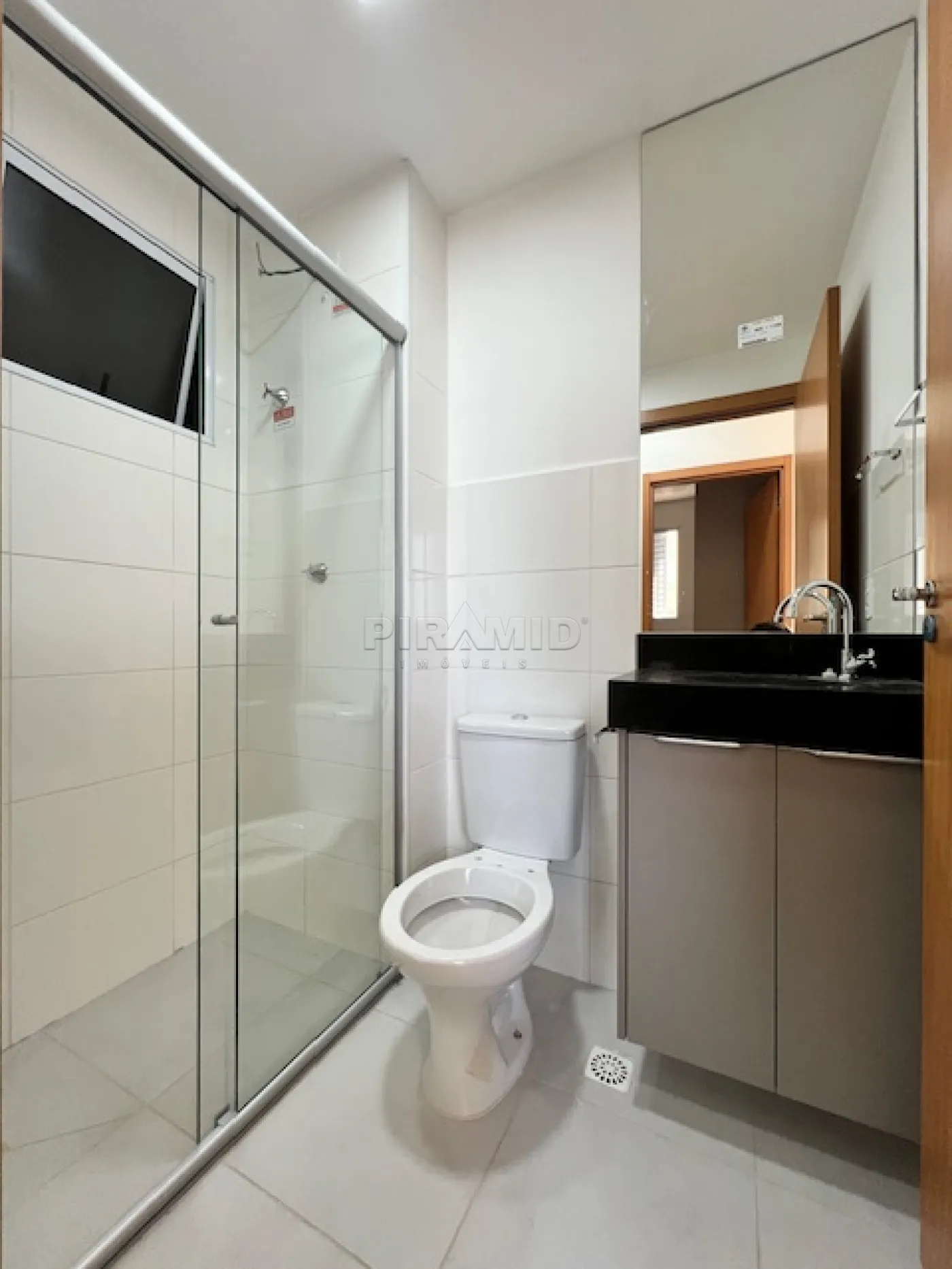 Alugar Apartamento / Padrão em Ribeirão Preto R$ 1.650,00 - Foto 6