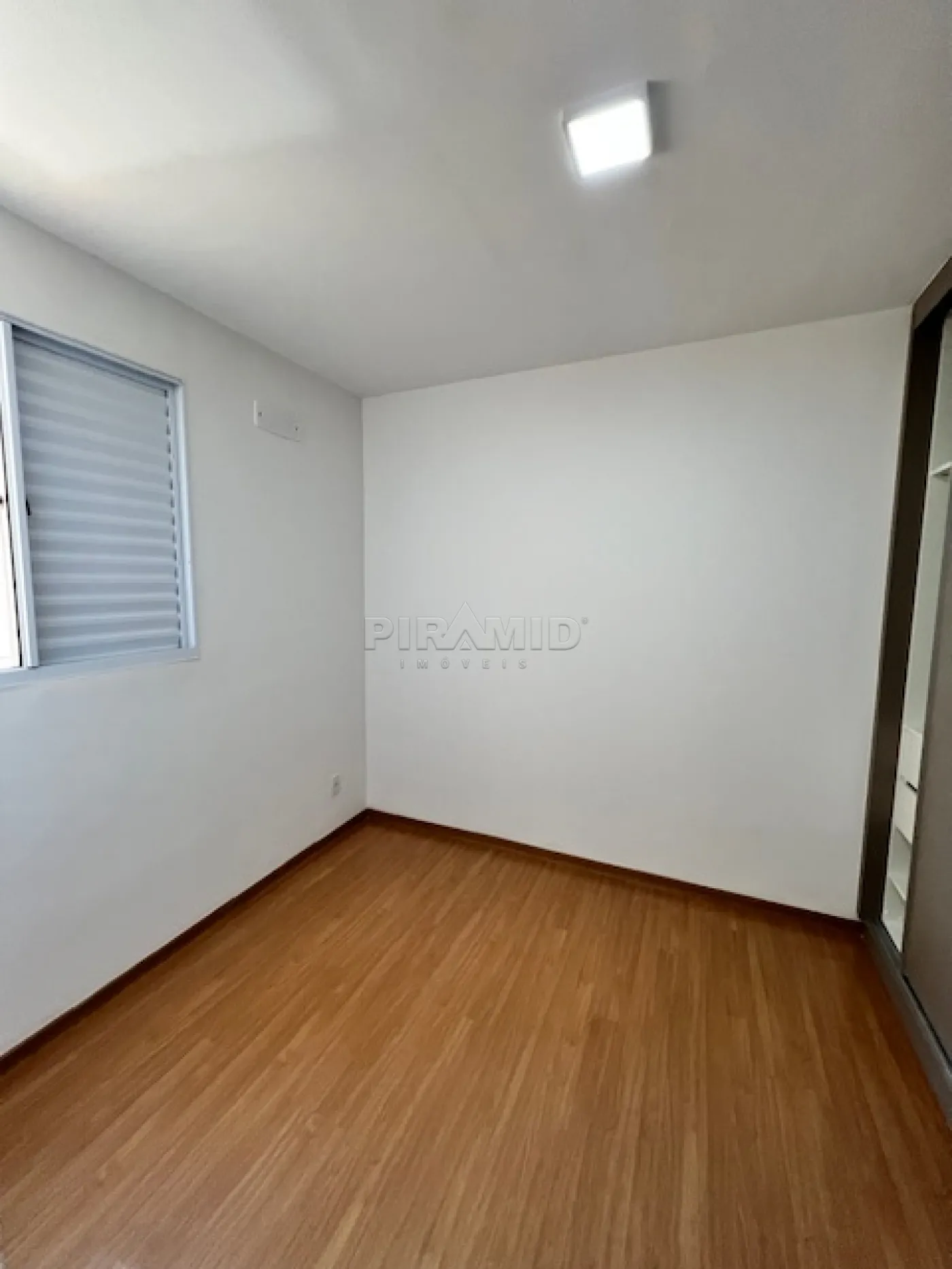 Alugar Apartamento / Padrão em Ribeirão Preto R$ 1.650,00 - Foto 7