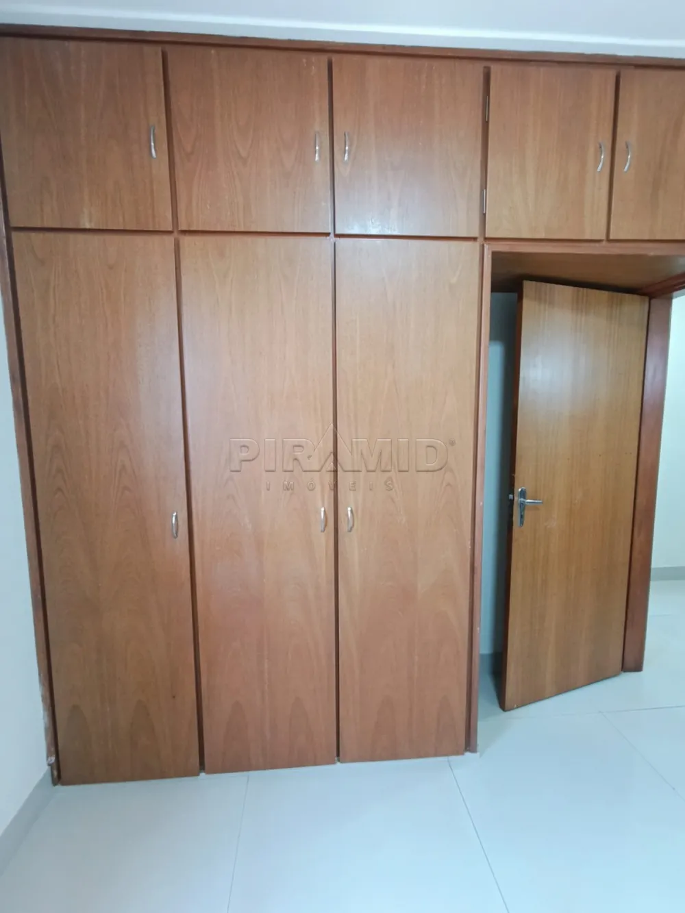 Alugar Apartamento / Padr&atilde;o em Ribeir&atilde;o Preto R$ 1.900,00 - Foto 10