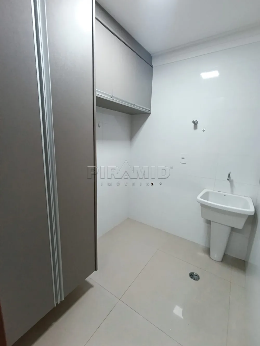 Alugar Apartamento / Padr&atilde;o em Ribeir&atilde;o Preto R$ 1.900,00 - Foto 17