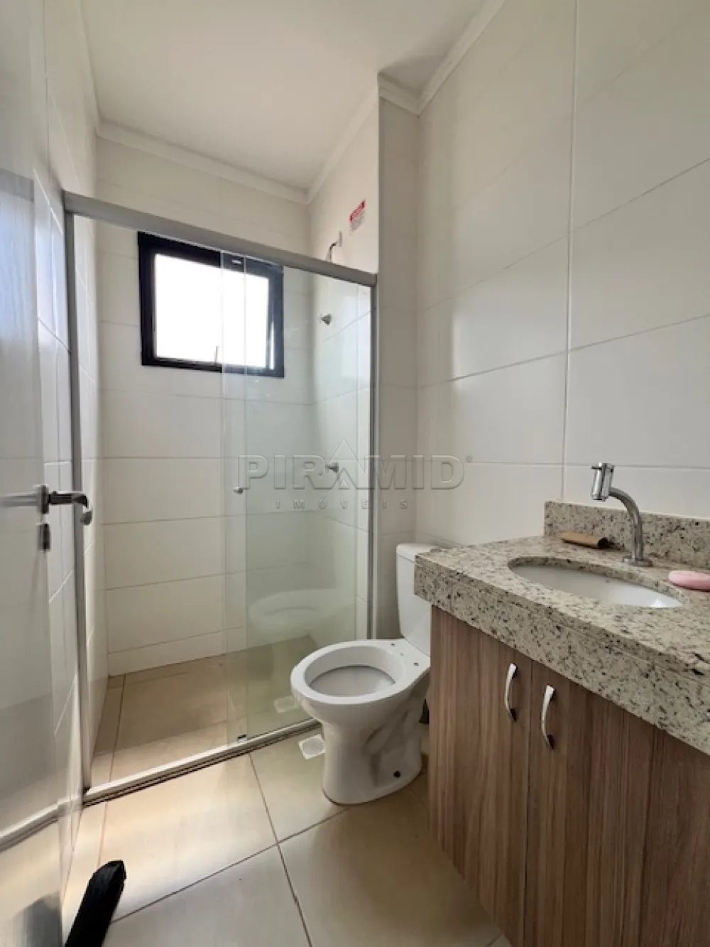 Alugar Apartamento / Padr&atilde;o em Ribeir&atilde;o Preto R$ 1.600,00 - Foto 6