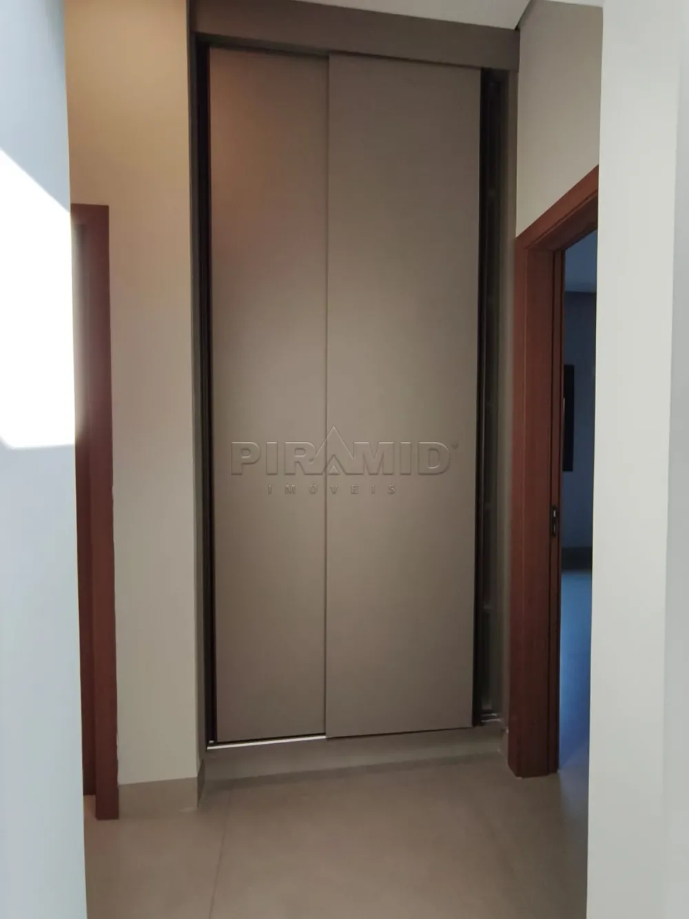Comprar Casa / Condom&iacute;nio em Ribeir&atilde;o Preto R$ 1.250.000,00 - Foto 27