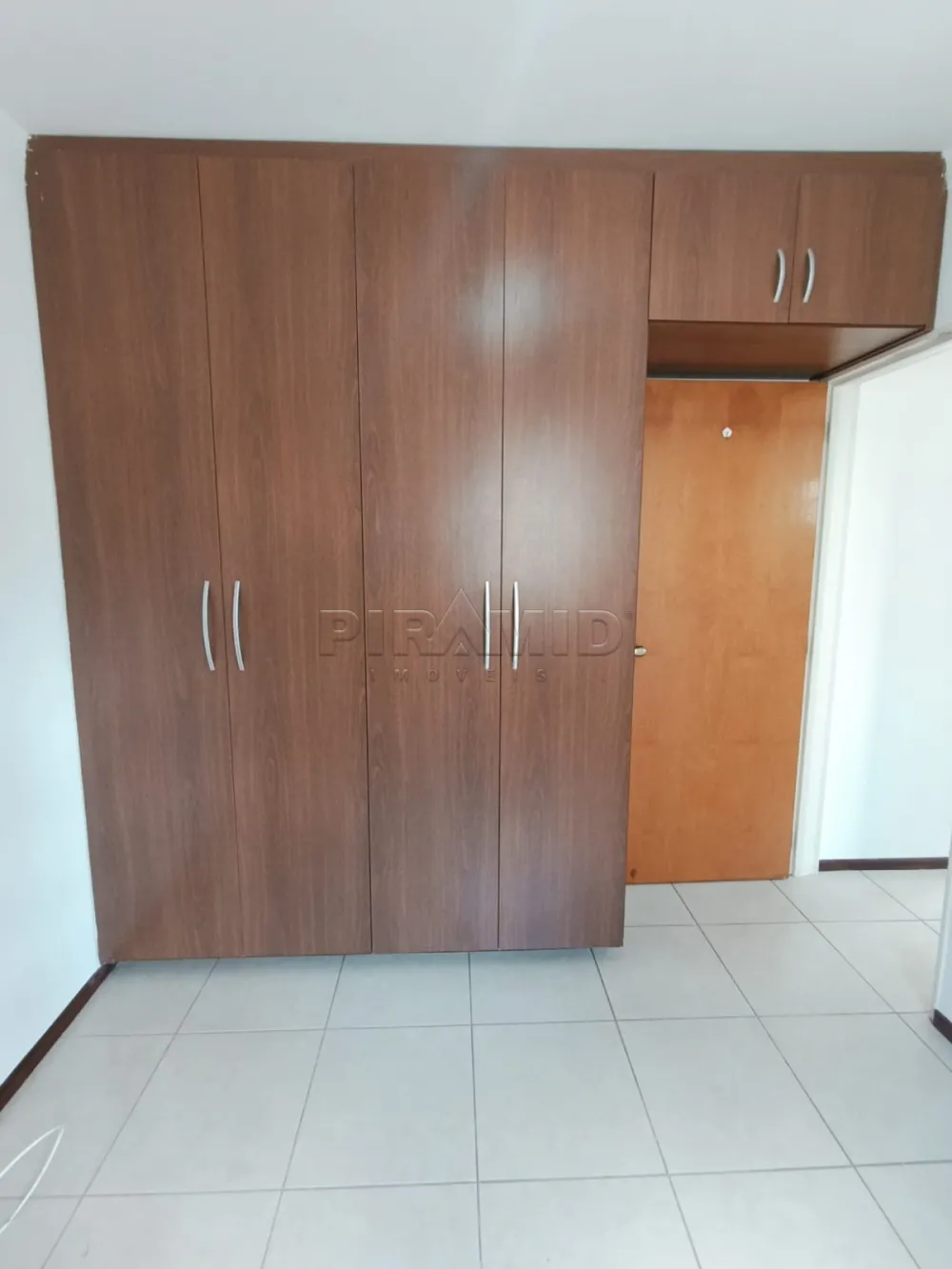 Alugar Apartamento / Padr&atilde;o em Ribeir&atilde;o Preto R$ 2.500,00 - Foto 9
