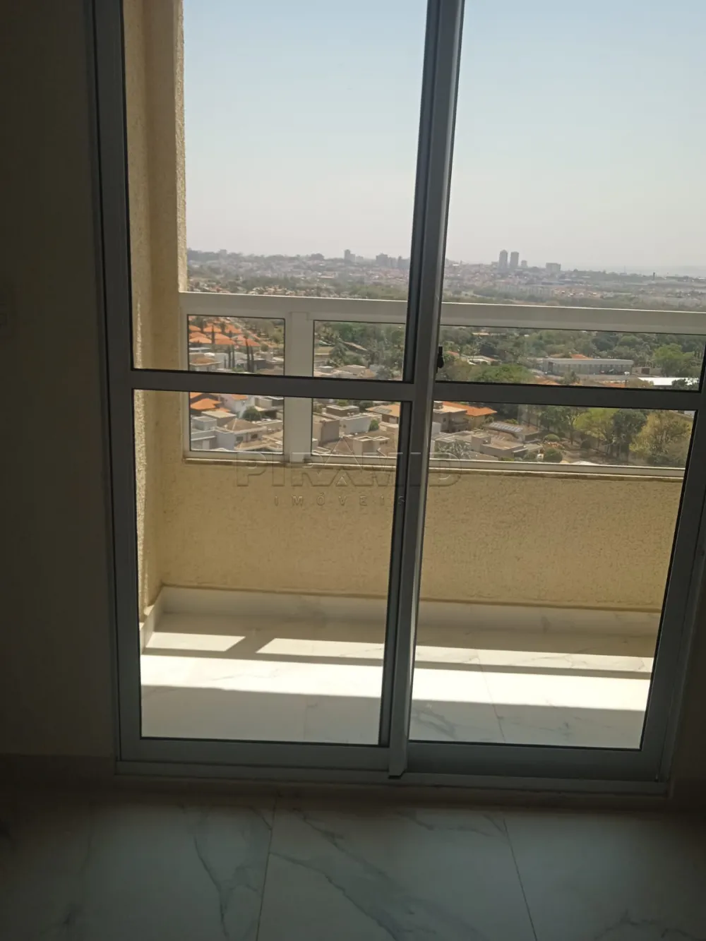 Alugar Apartamento / Padrão em Ribeirão Preto R$ 1.750,00 - Foto 4