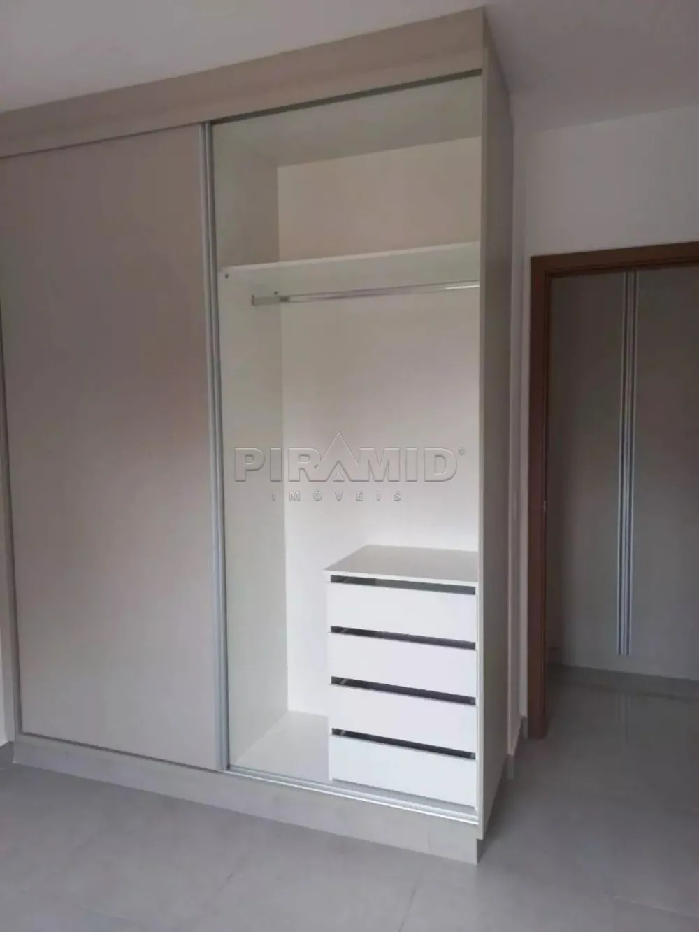 Comprar Apartamento / Padrão em Ribeirão Preto R$ 450.000,00 - Foto 8