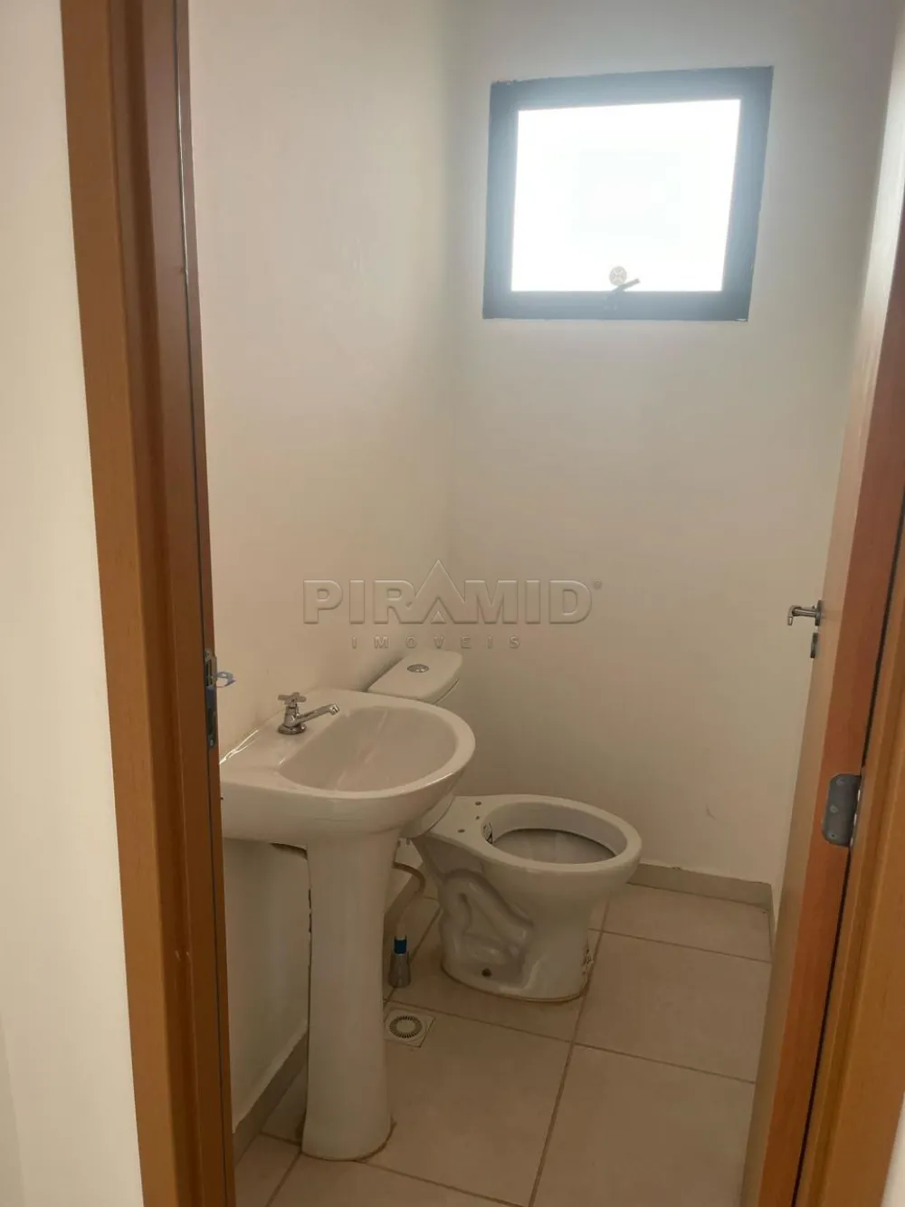 Alugar Casa / Condomínio em Ribeirão Preto R$ 1.300,00 - Foto 9