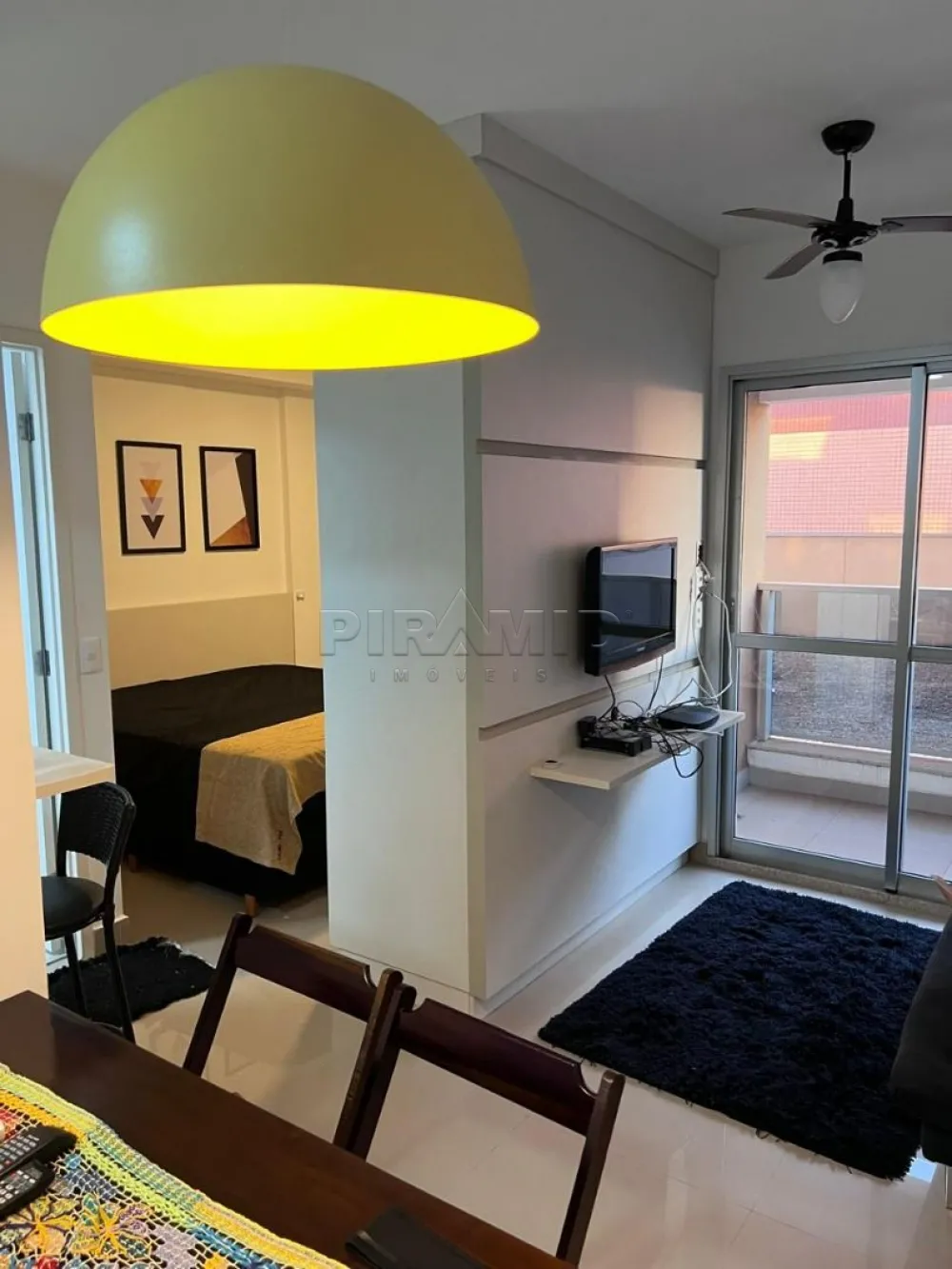 Alugar Apartamento / Flat em Ribeirão Preto R$ 1.700,00 - Foto 1