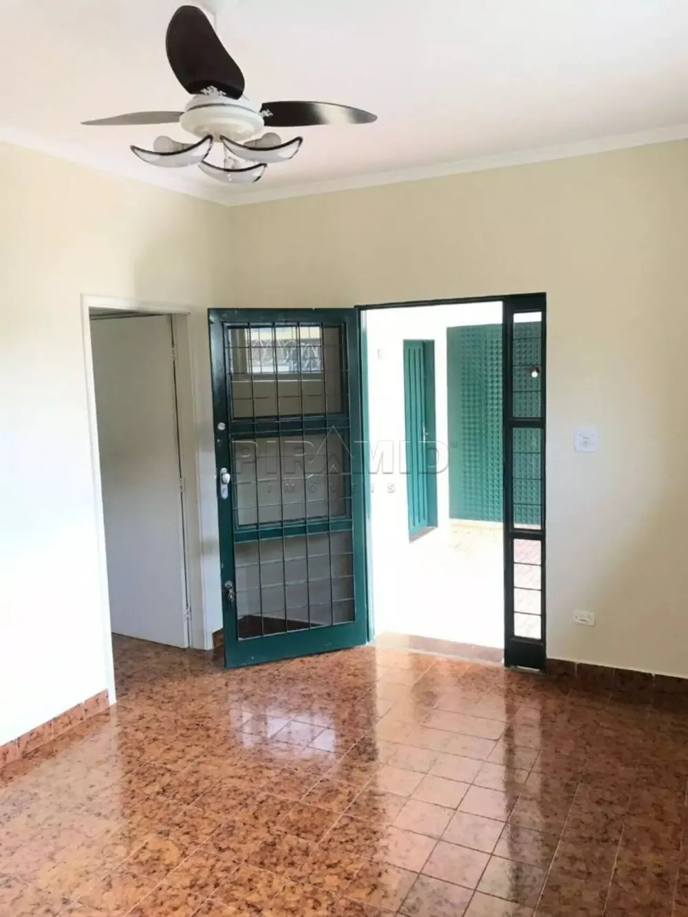 Comprar Casa / Padrão em Ribeirão Preto R$ 300.000,00 - Foto 4
