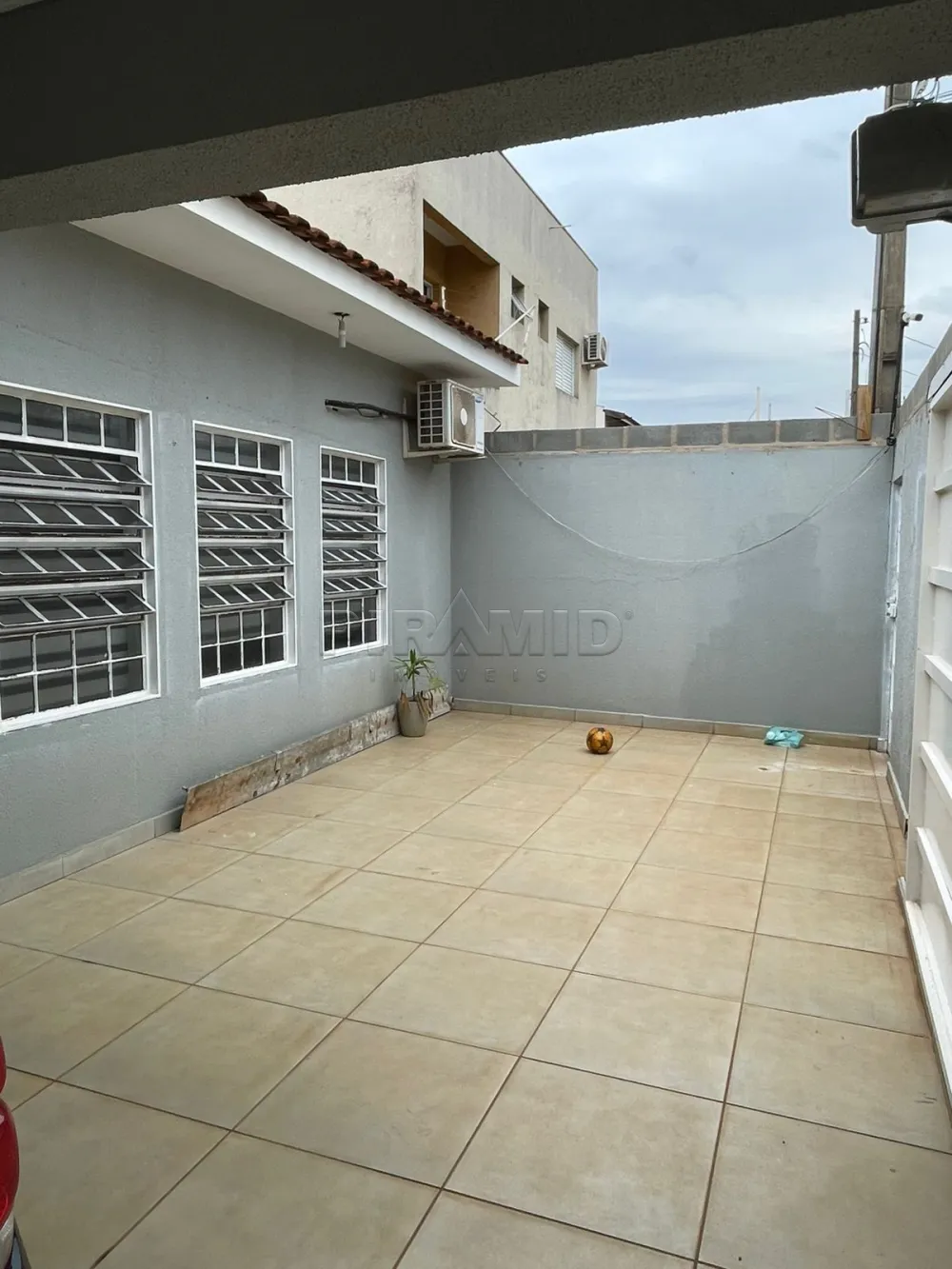 Alugar Casa / Padrão em Ribeirão Preto R$ 2.600,00 - Foto 1
