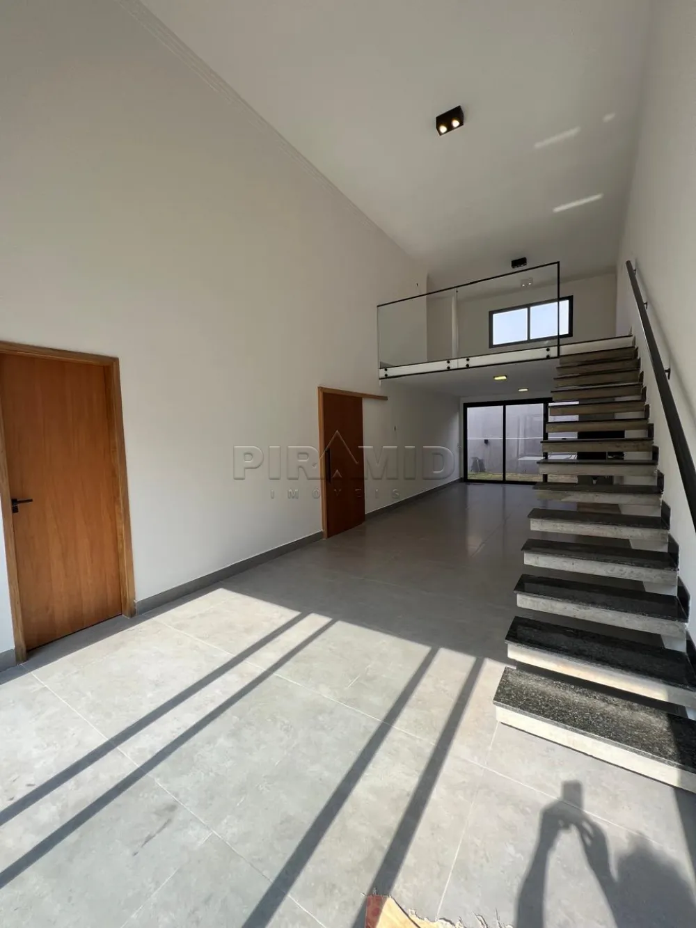 Comprar Casa / Padrão em Bonfim Paulista R$ 680.000,00 - Foto 1