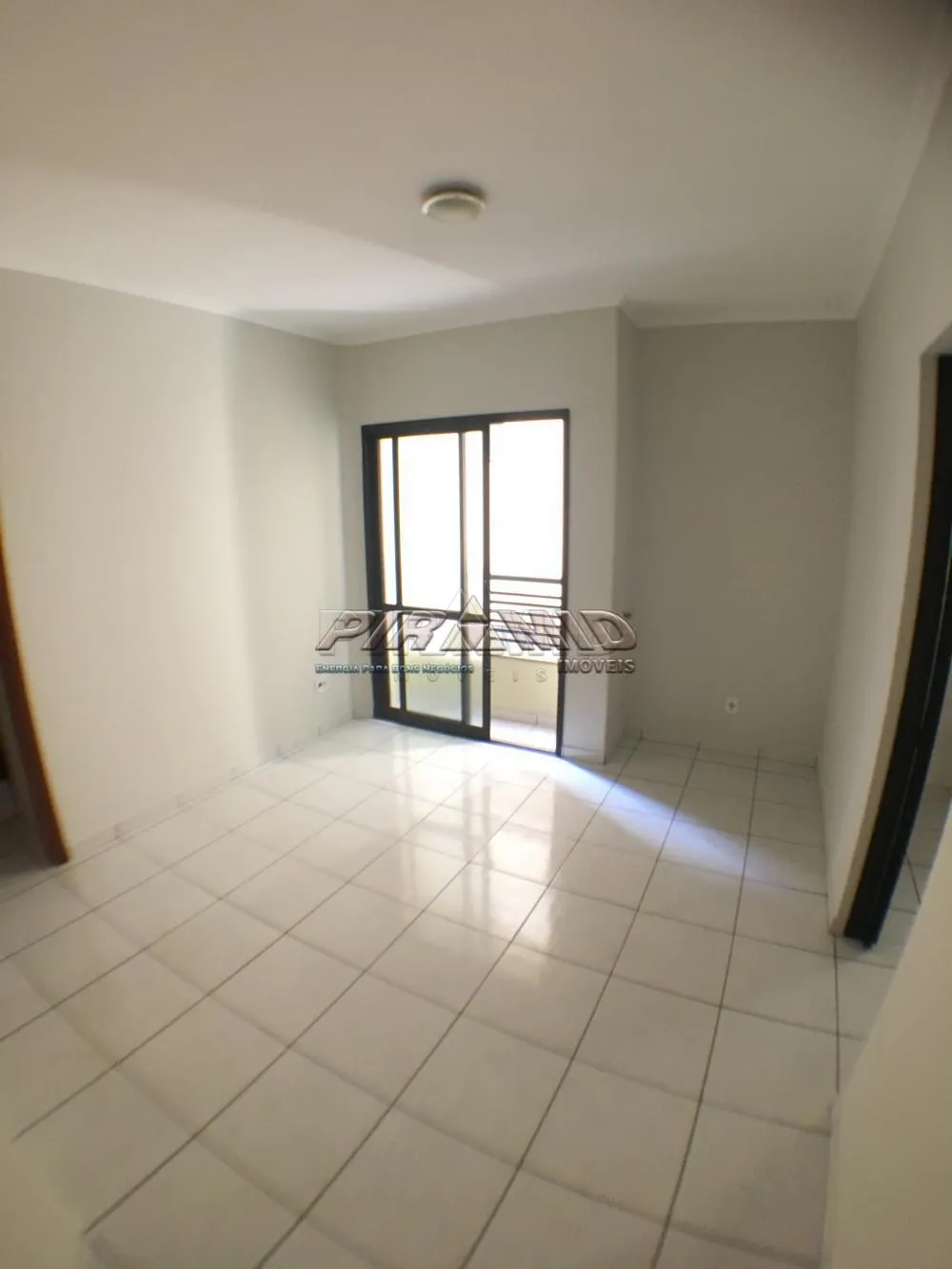 Alugar Apartamento / Padr&atilde;o em Ribeir&atilde;o Preto R$ 1.550,00 - Foto 2