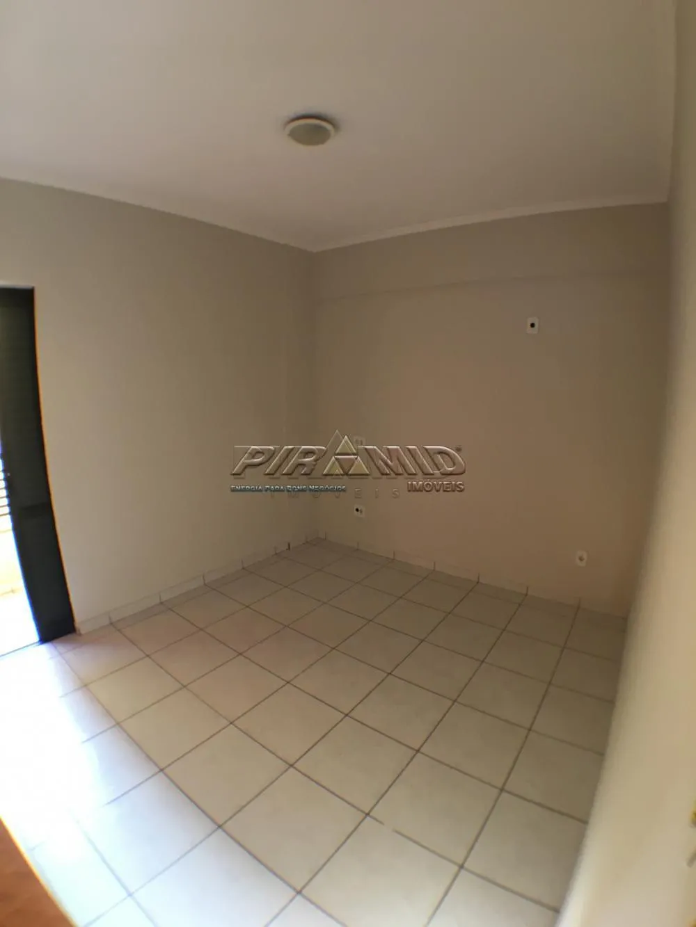 Alugar Apartamento / Padr&atilde;o em Ribeir&atilde;o Preto R$ 1.550,00 - Foto 3