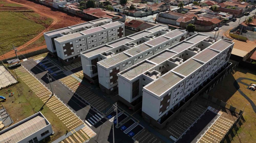 Alugar Casa / Condomínio em Ribeirão Preto R$ 1.300,00 - Foto 10