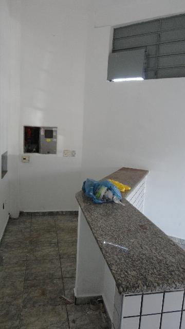 Alugar Comercial / Sala em Ribeirão Preto. apenas R$ 650,00