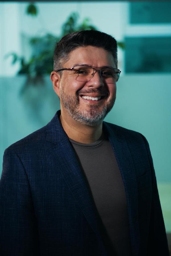Foto de Maur&iacute;cio Moreira J&uacute;nior, Diretor Administrativo