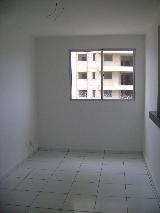 Alugar Apartamento / Padrão em Ribeirão Preto. apenas R$ 800,00