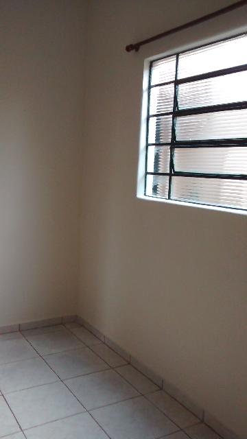 Alugar Casa / Padrão em Ribeirão Preto. apenas R$ 240.000,00