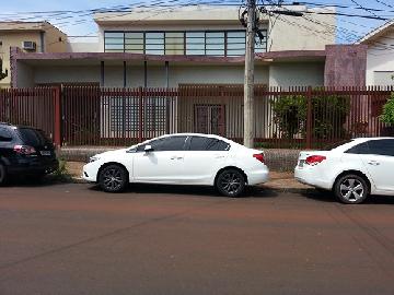 Alugar Casa / Padrão em Ribeirão Preto. apenas R$ 3.900,00